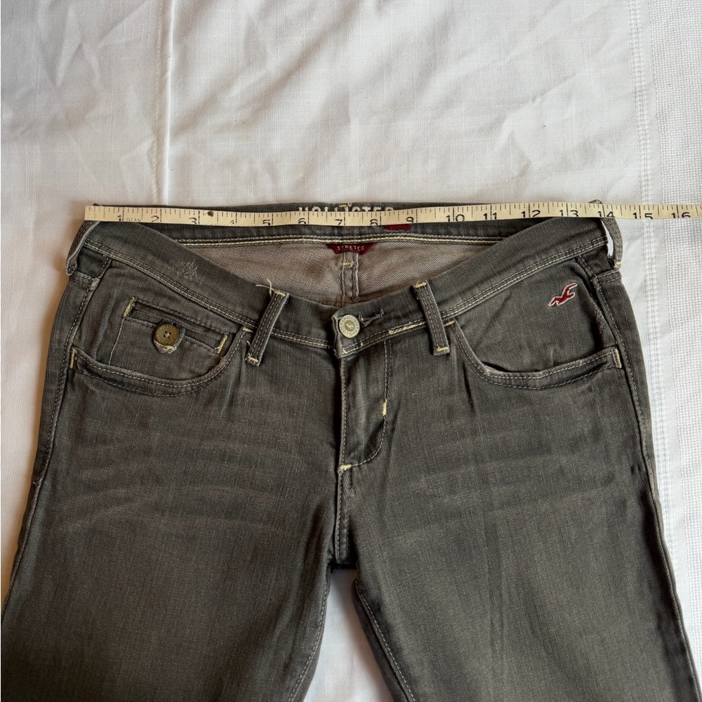 Low rise, Hollister faded grey skinny Jean - Picture 13 of 16